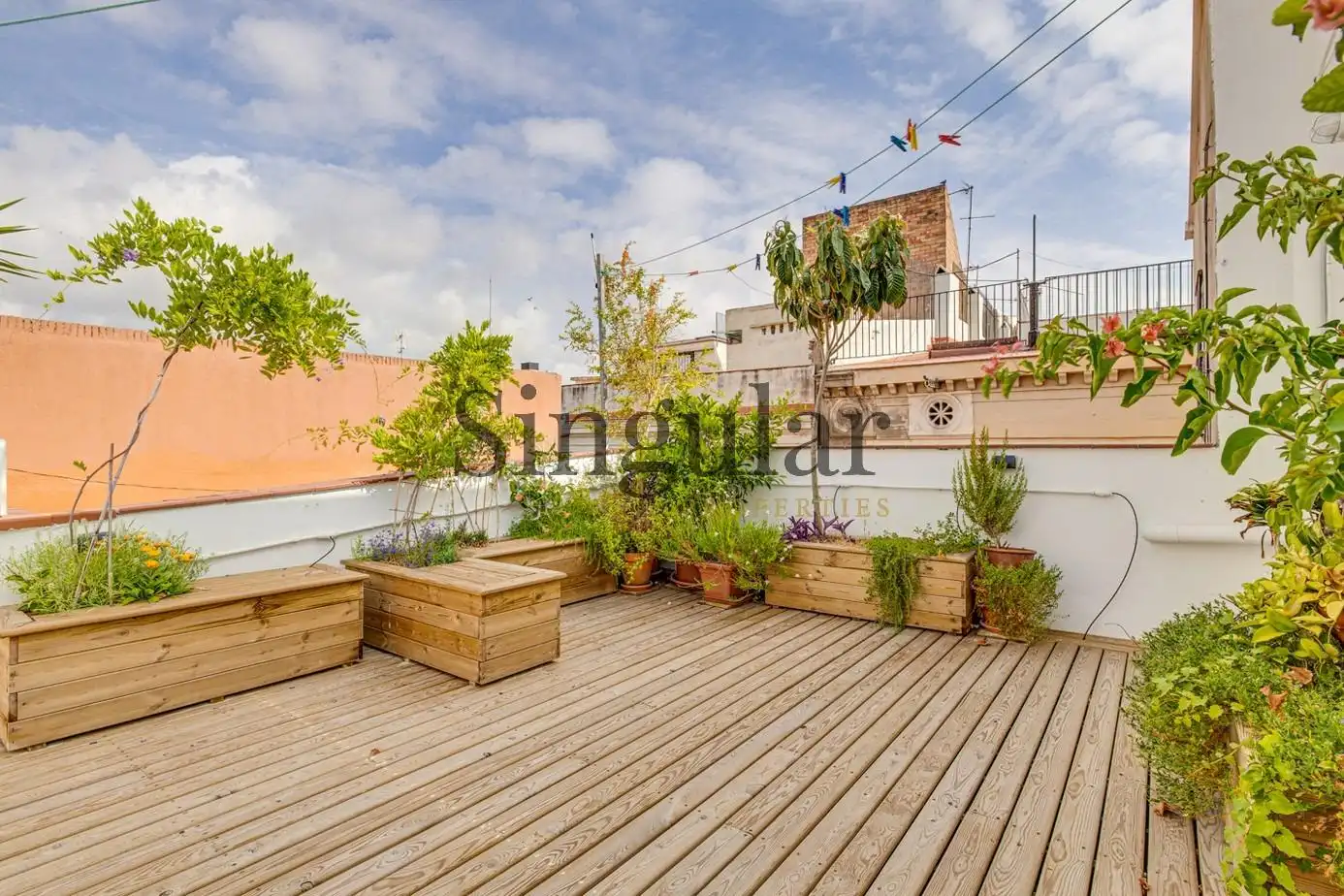 Terraza de Dúplex en venta en Barcelona con Calefacción, Terraza y Trastero