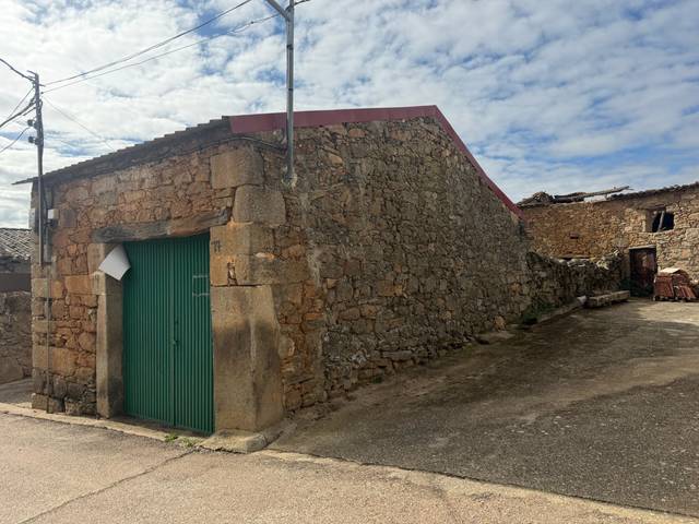 Local comercial en Venta en Calle Imperial, 17 en La Cabeza de Béjar