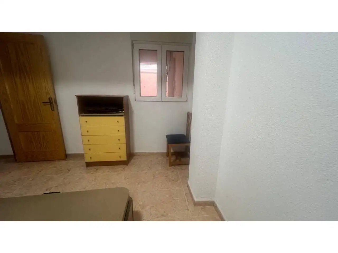 Habitación de Piso en venta en Elda con Amueblado