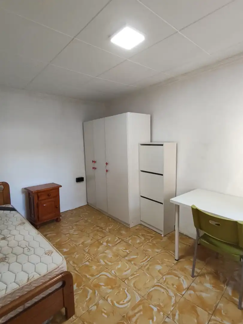 Habitación de Casa o chalet en venta en Els Omellons, Lleida