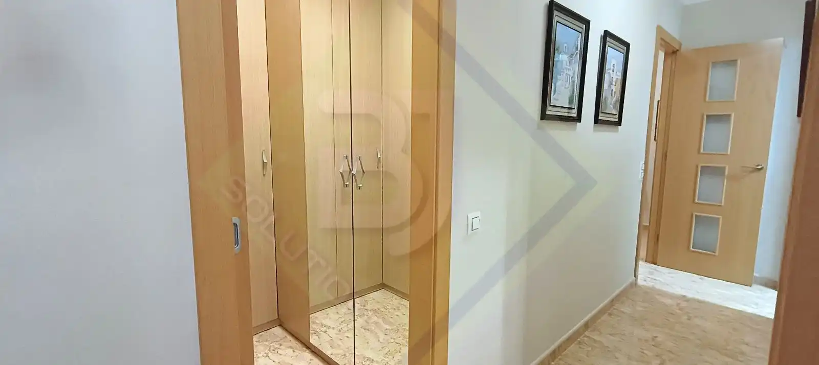 Piso en venta en CAMI RAL, Eixample