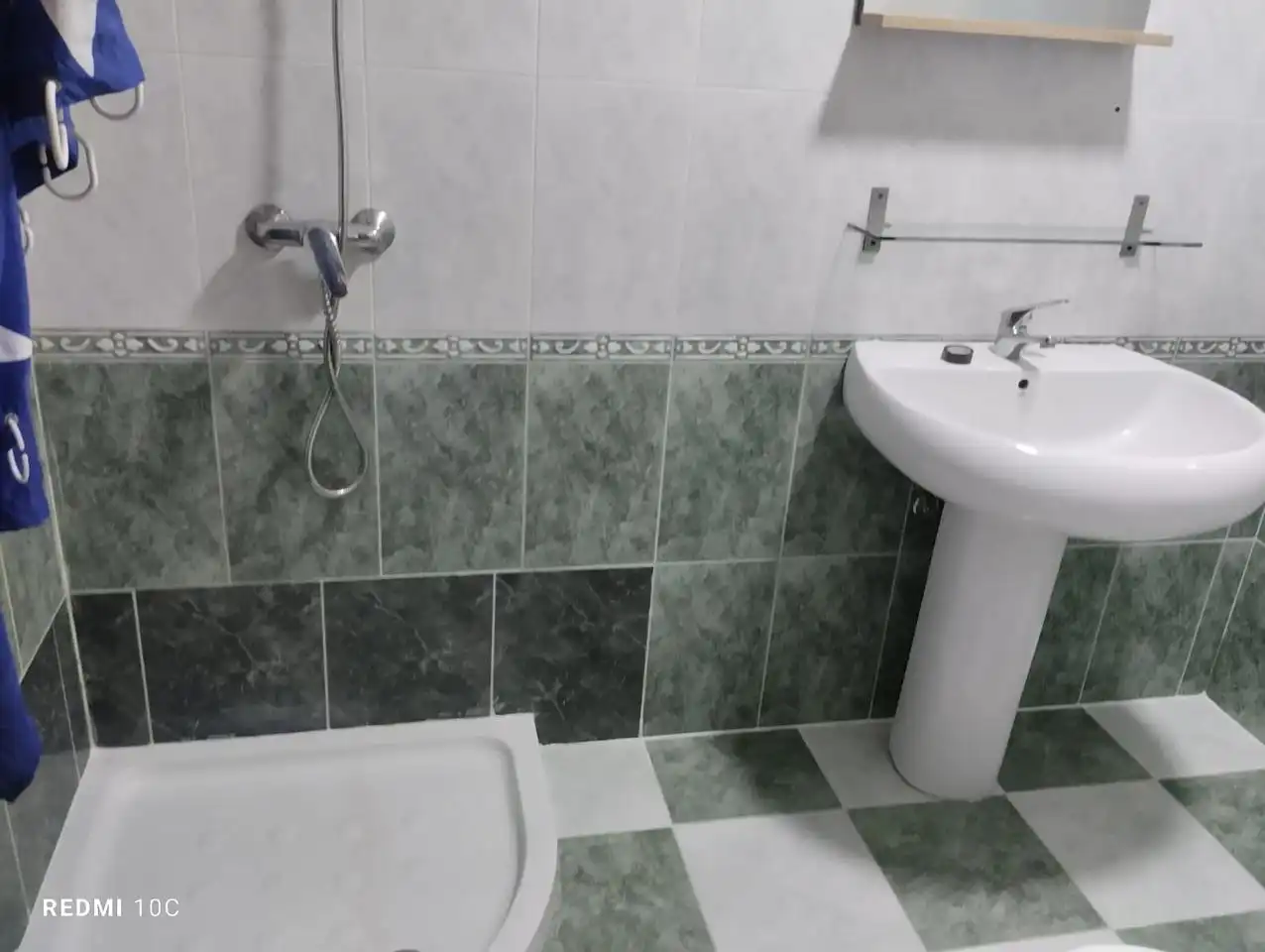 Bathroom of Flat for rent in Melilla