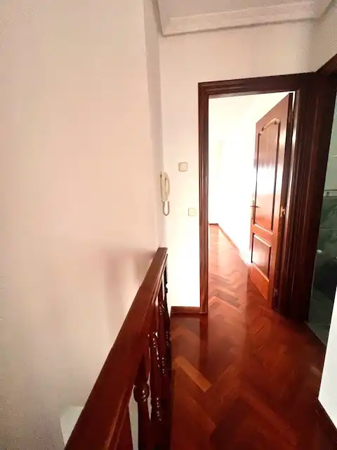 Piso en venta en A Coruña Capital  con Calefacción, Parquet y Trastero