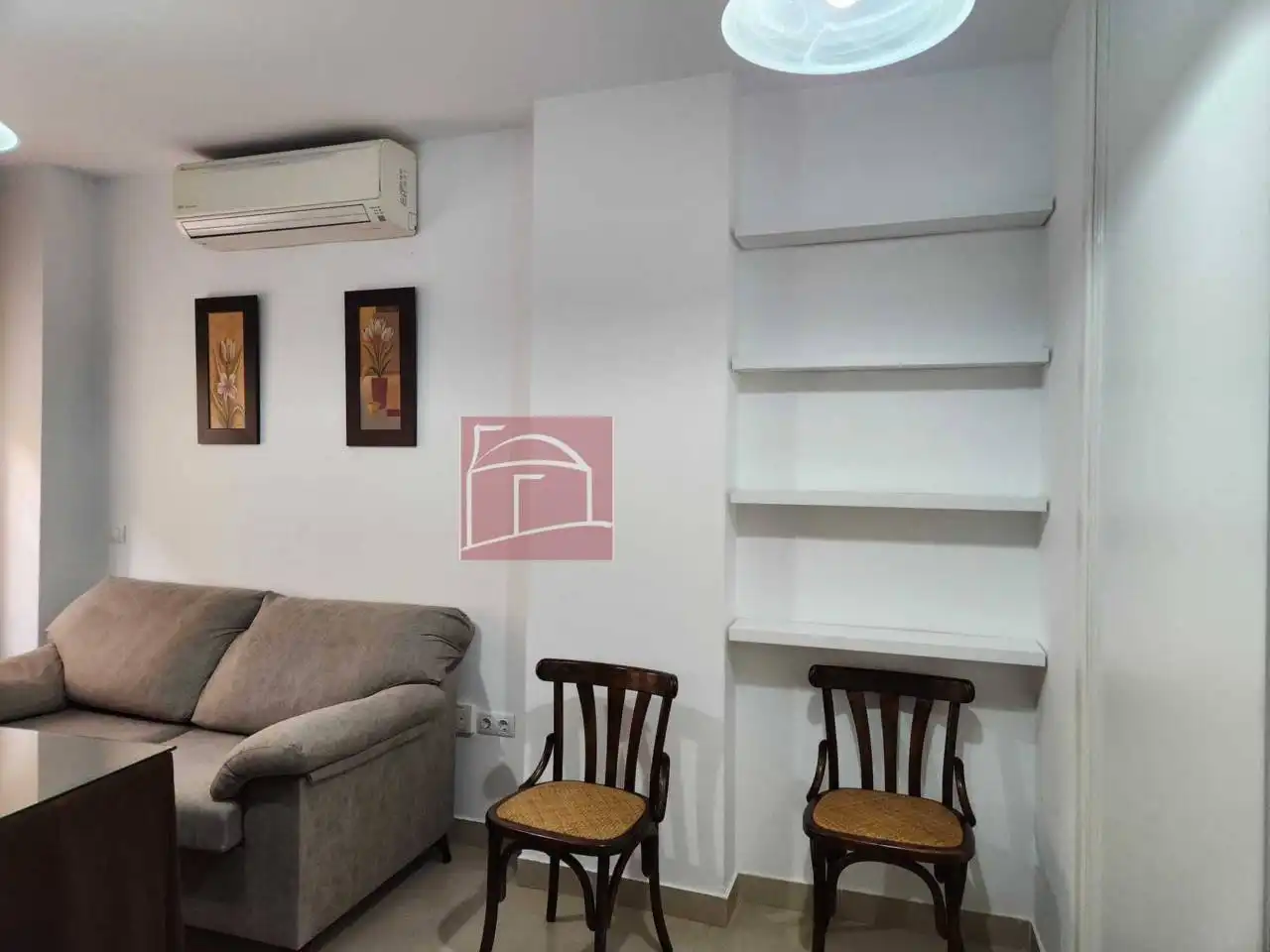 Sala de estar de Apartamento de alquiler en Don Benito con Aire acondicionado, Calefacción y Amueblado