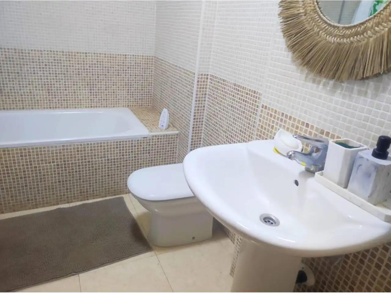 Appartamento con piscina in affitto a Calle Higueras, imagen 14