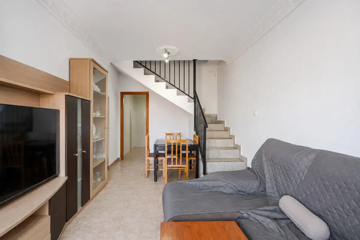 Casa adosada en venta en Torrevieja con Aire acondicionado, Calefacción y Jardín privado