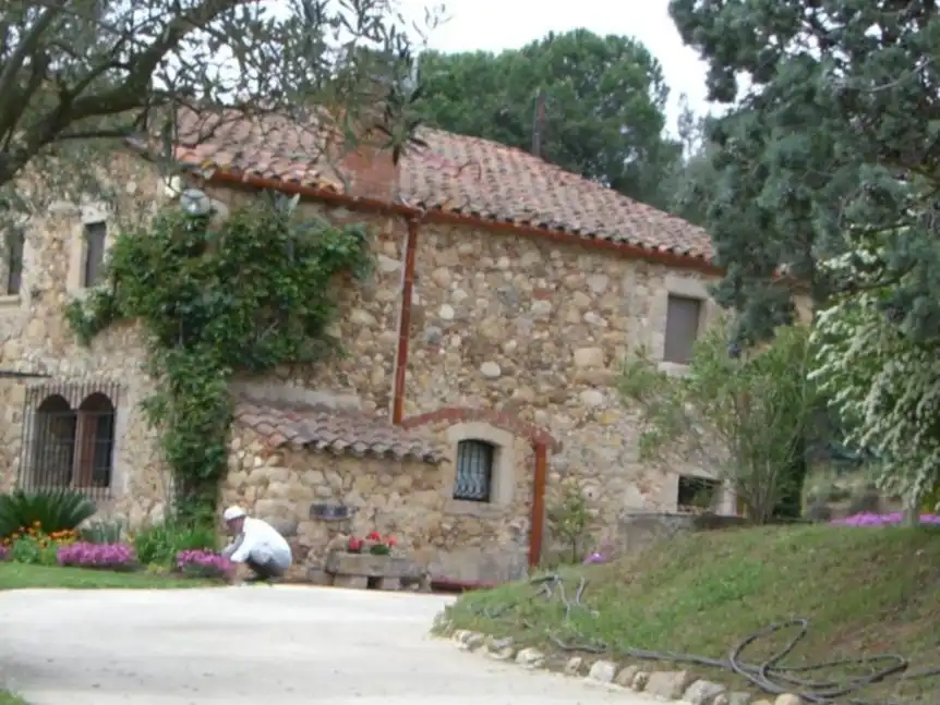 Casa rústica amb piscina en venda a GIV-5522 4