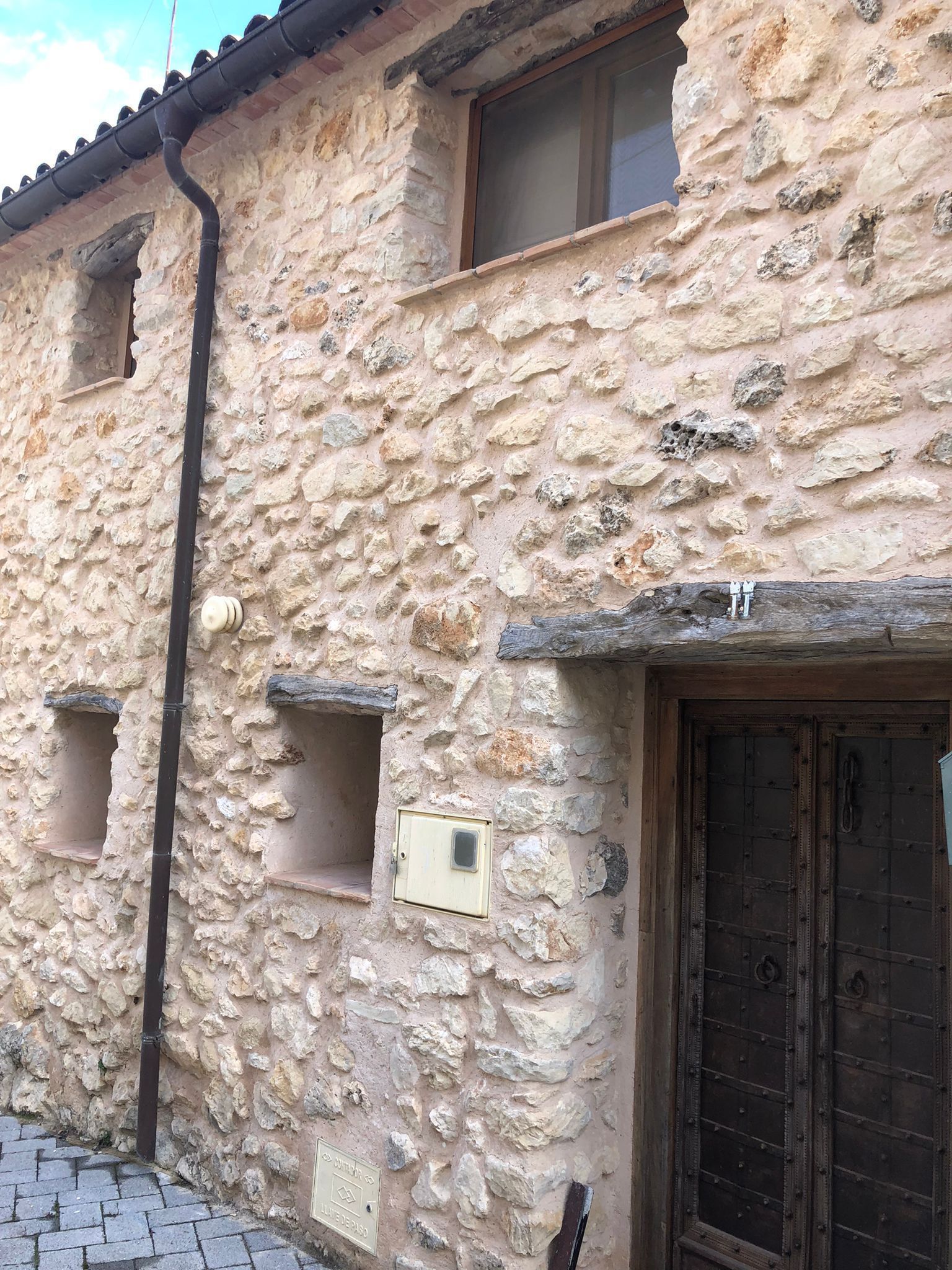 Vista exterior de Apartament en venda en La Vall d'Alcalà amb Aire condicionat i Moblat
