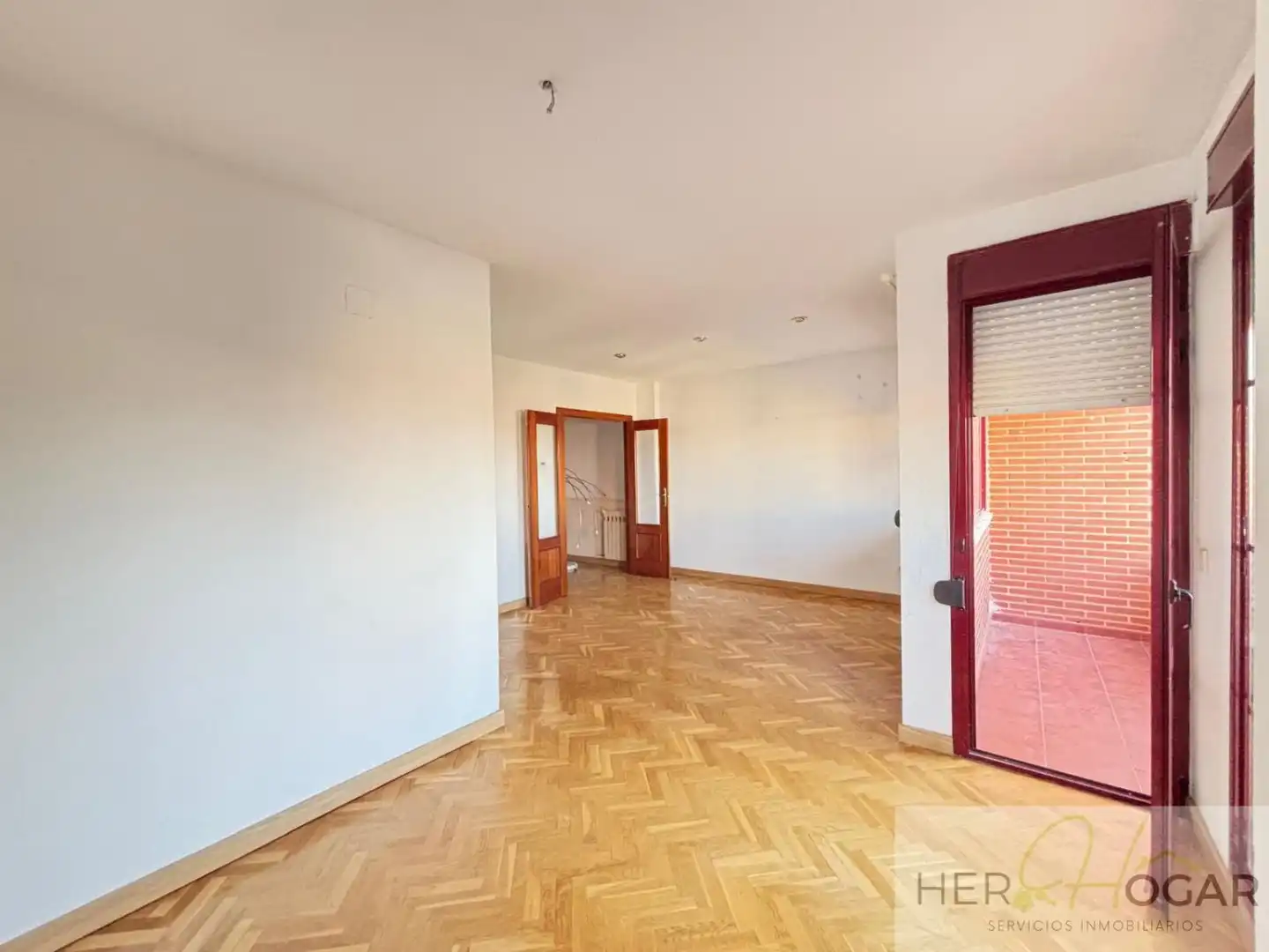 Sala d'estar de Pis en venda en Toledo amb Calefacció, Parquet i Terrassa