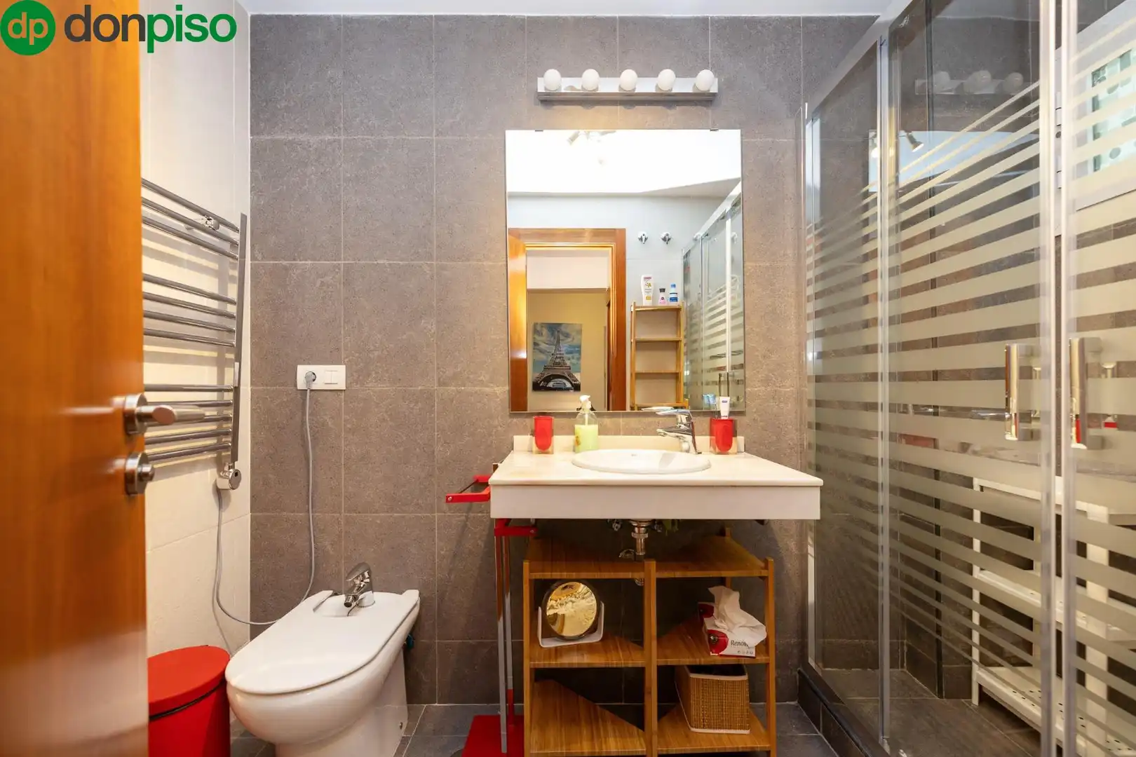 Baño de Piso en venta en Sierra Nevada con Piscina comunitaria