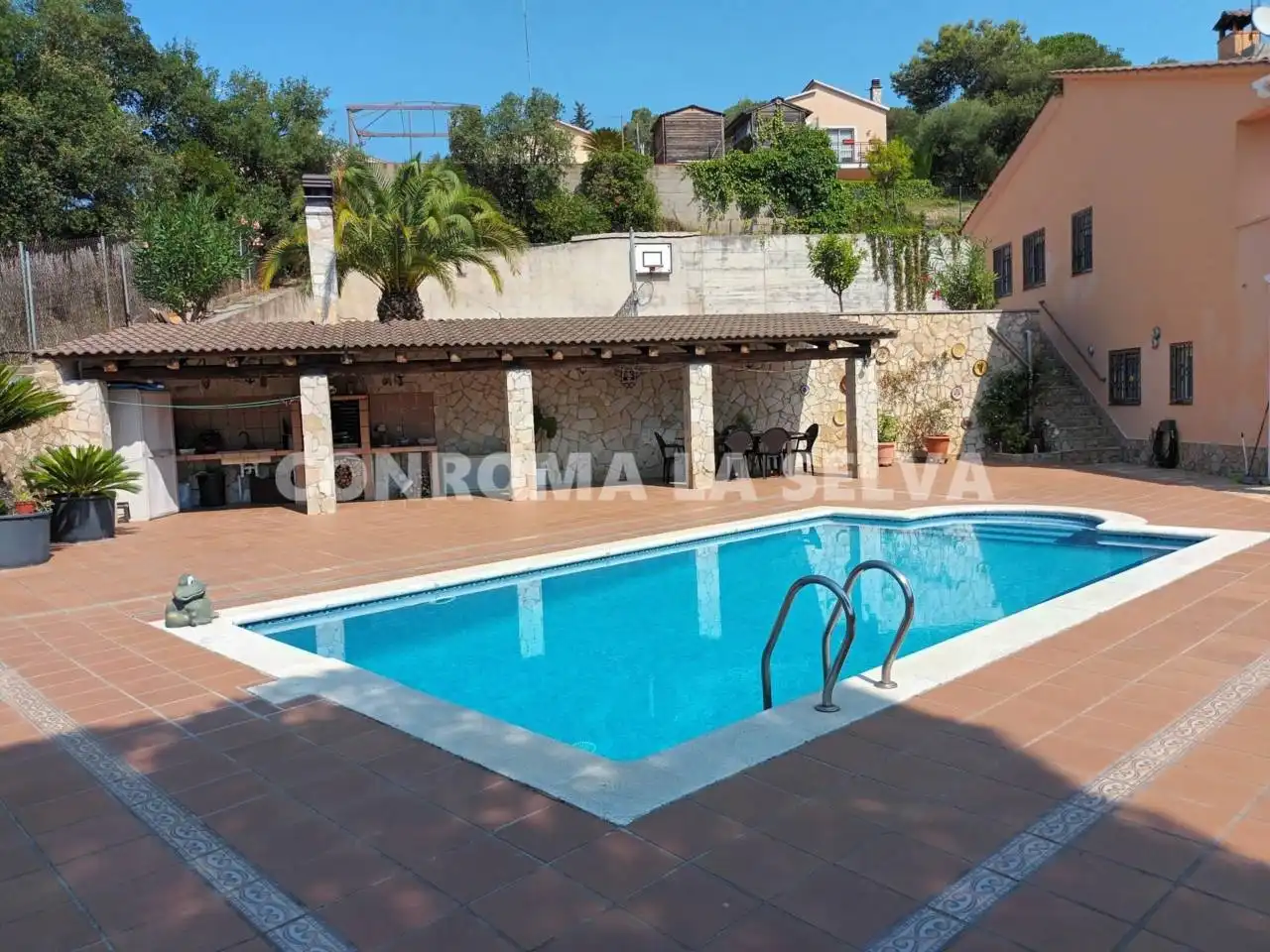 Maison avec piscine à vendre à Aiguaviva Parc