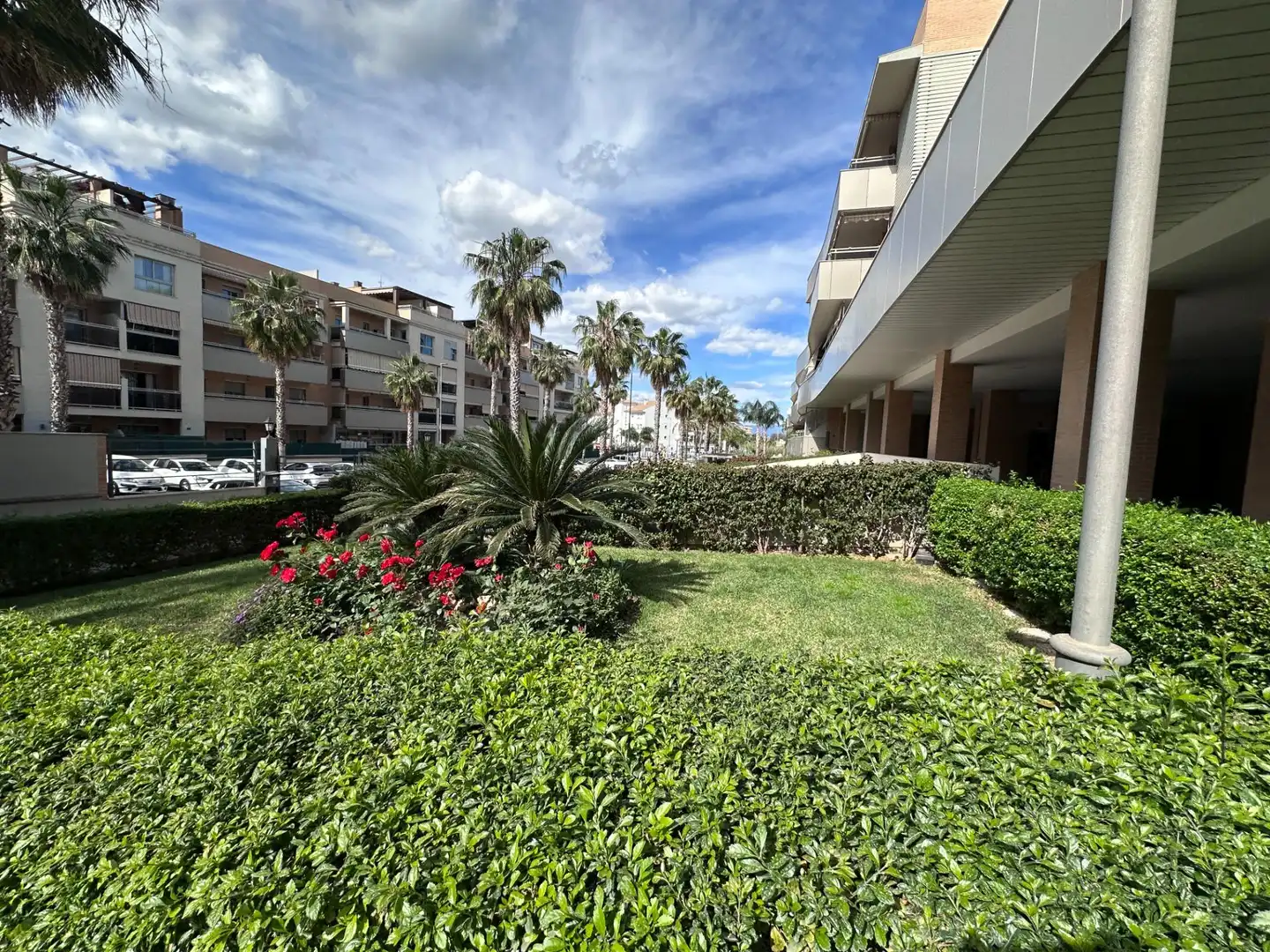 Vista exterior de Apartamento en venta en Torremolinos con Piscina comunitaria