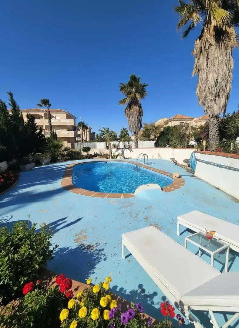 Schwimmbecken von Residential zum Verkauf in Deltebre