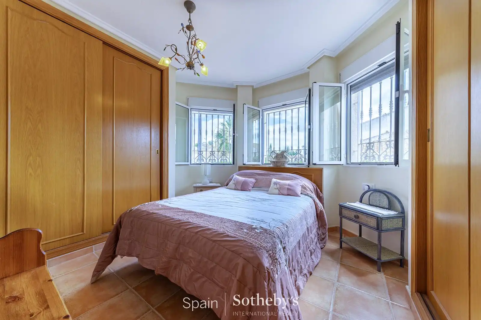 Habitación de Casa o chalet en venta en Pilar de la Horadada con Aire acondicionado, Calefacción y Jardín privado