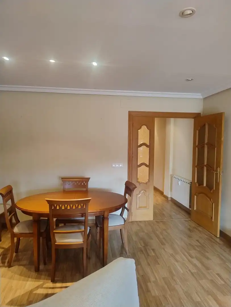 Comedor de Piso en venta en Ciudad Real con Calefacción, Terraza y Amueblado