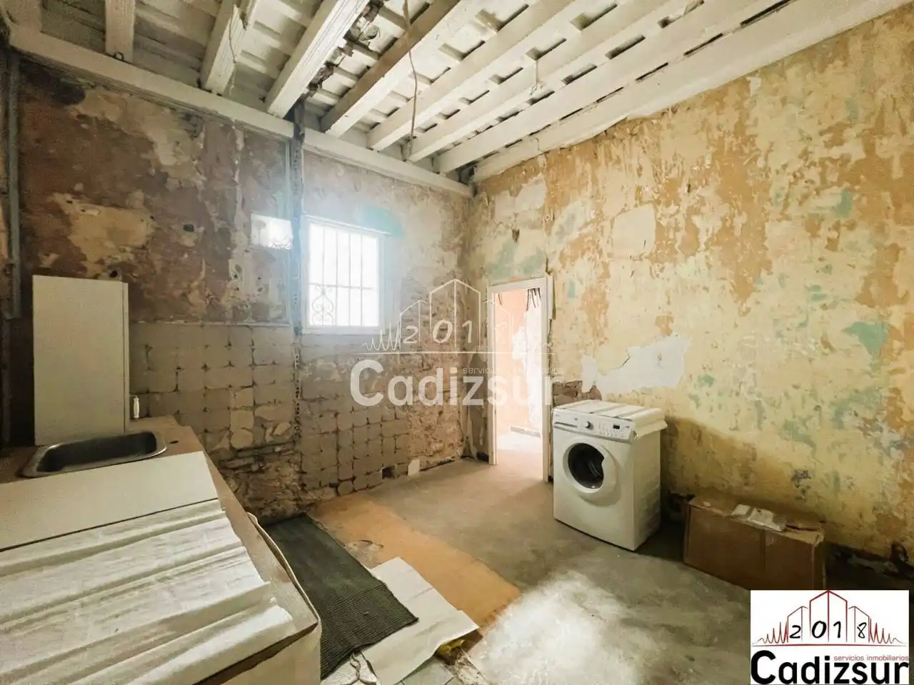 Piso en venta en Cádiz con Balcón