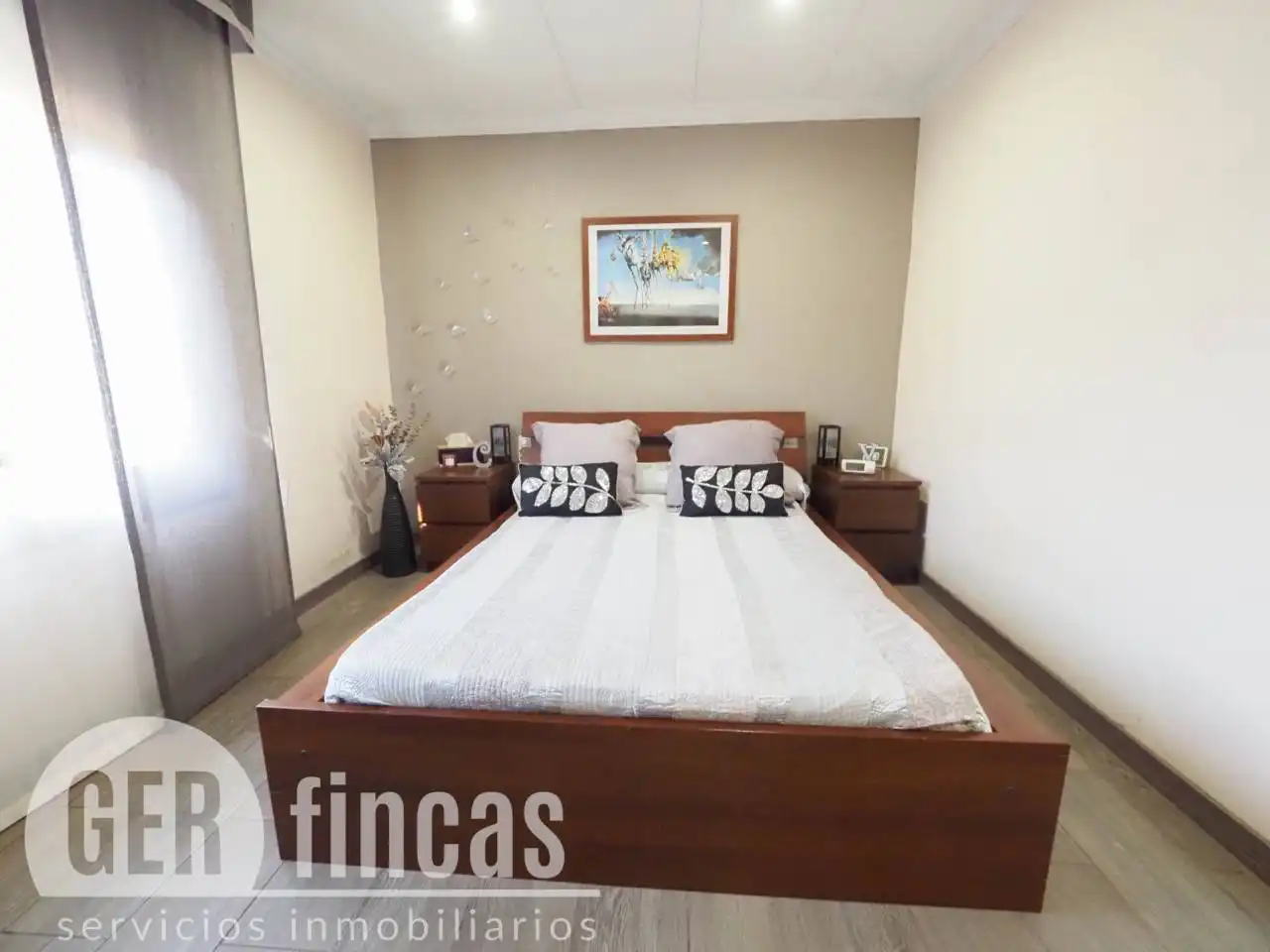 Habitación de Casa o chalet en venta en Terrassa con Aire acondicionado, Calefacción y Jardín privado