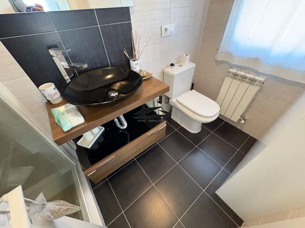 Baño de Casa o chalet en venta en Arapiles con Calefacción, Jardín privado y Trastero