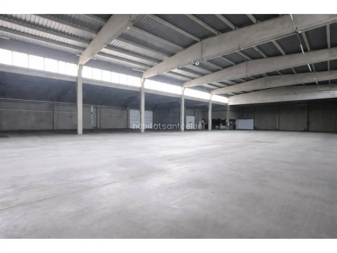 Industriegebäude zum Verkauf in Avenida emporda 35, imagen 11