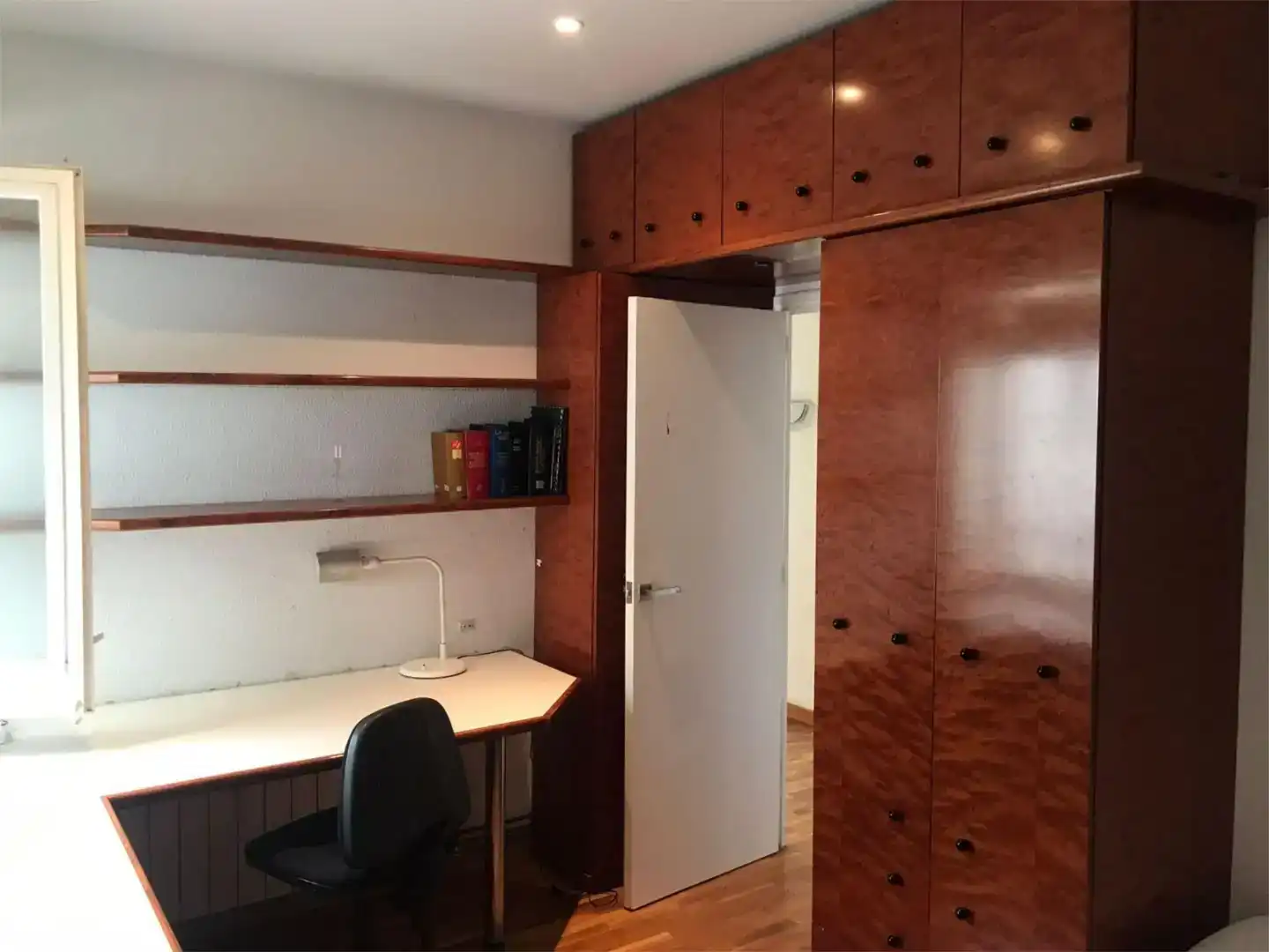 Flat for rent in  Barcelona Capital  with Air Conditioner