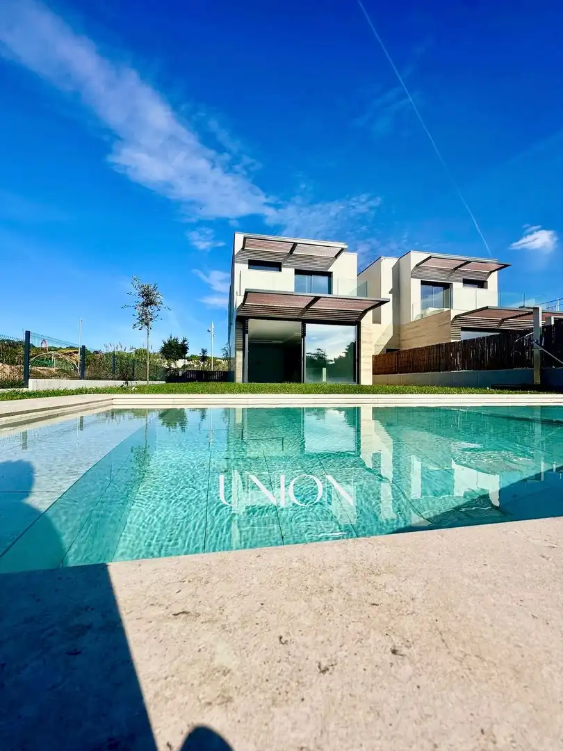 House with pool for sale in S'Agaró