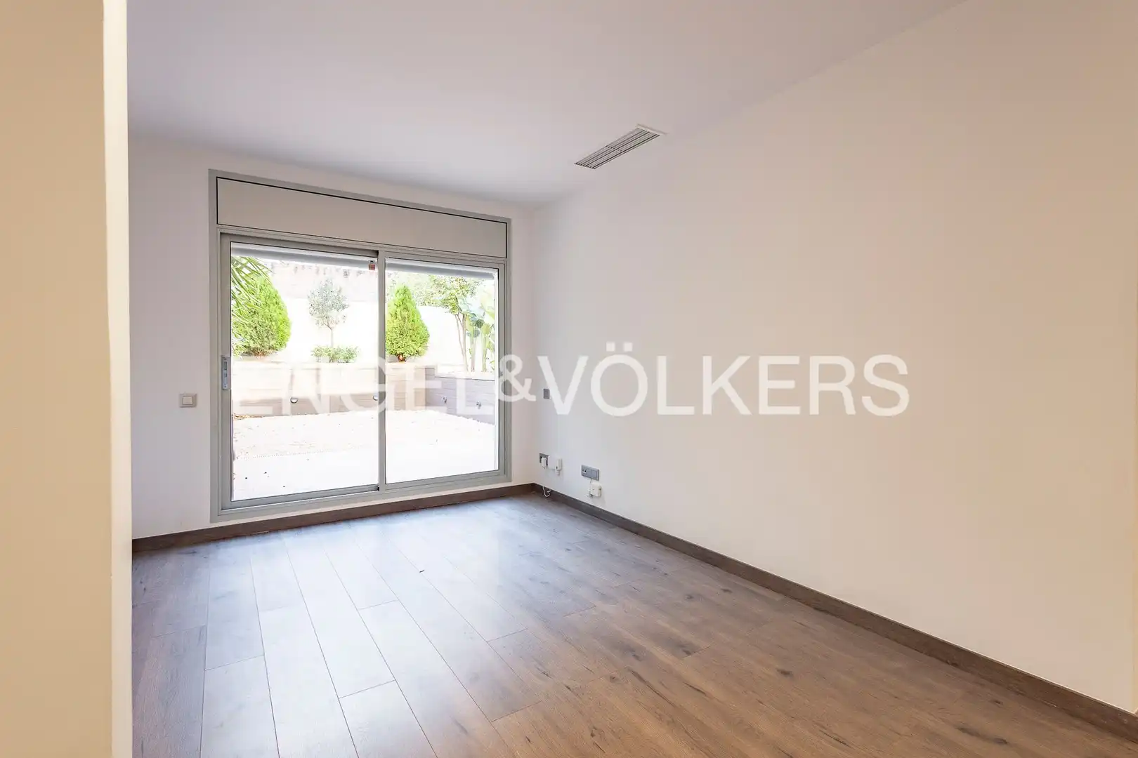 Apartments for sale in Sant Cugat del Vallès  with Air Conditioner, Heating and Private garden
