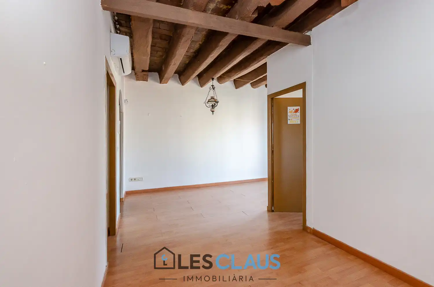 Vista exterior de Pis en venda en Barcelona amb Aire condicionat i Parquet