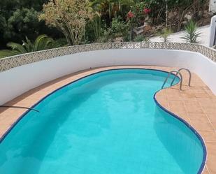 Piscina de Casa o xalet en venda en Benalmádena amb Aire condicionat, Jardí privat i Terrassa