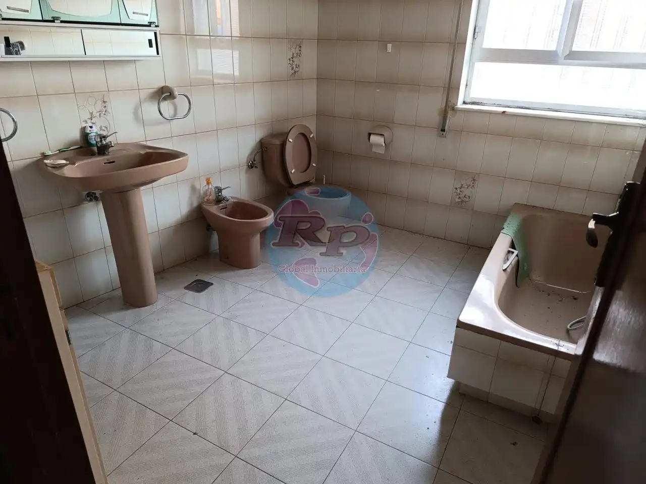 Bathroom of Houses for sale in Soto de la Vega  with Heating and Private garden