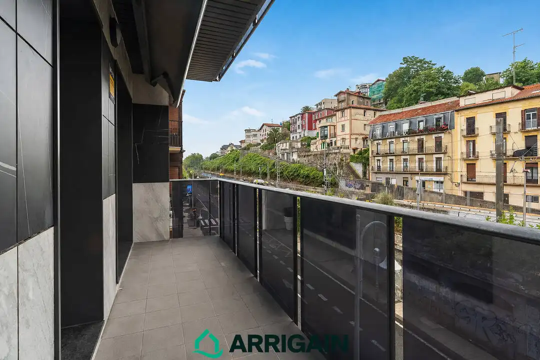 Terraza de Piso en venta en Donostia - San Sebastián  con Calefacción, Terraza y Trastero
