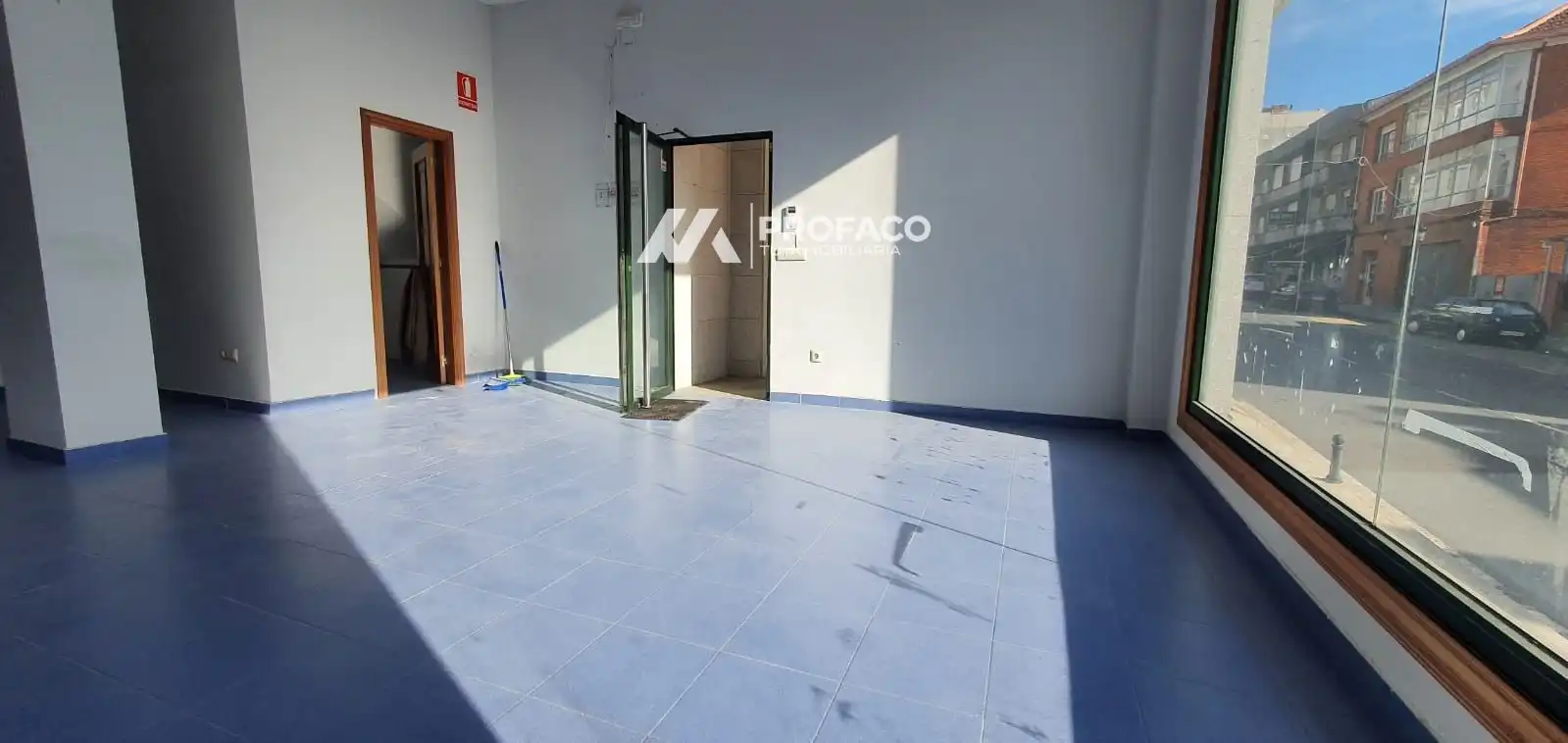Oficina de alquiler en A Cañiza  