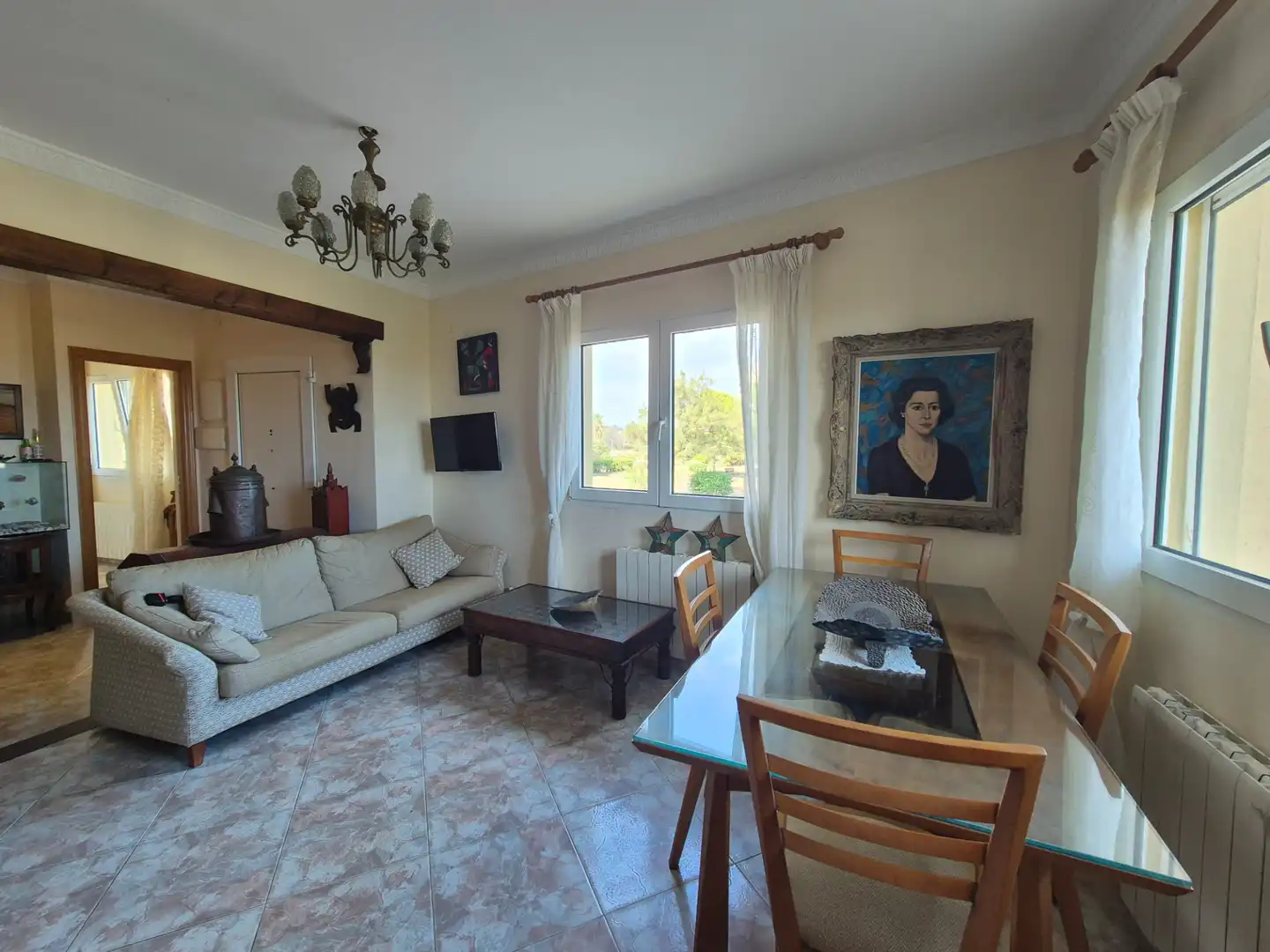 Sala d'estar de Planta baixa en venda en Valencia amb Aire condicionat, Calefacció i Piscina comunitària