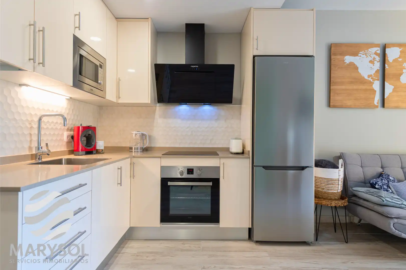 Cuina de Apartament de lloguer en San Bartolomé de Tirajana amb Terrassa, Moblat i Forn