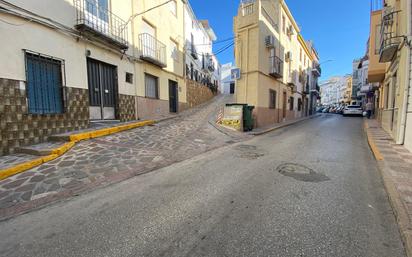 Vista exterior de Casa o xalet en venda en Martos amb Terrassa