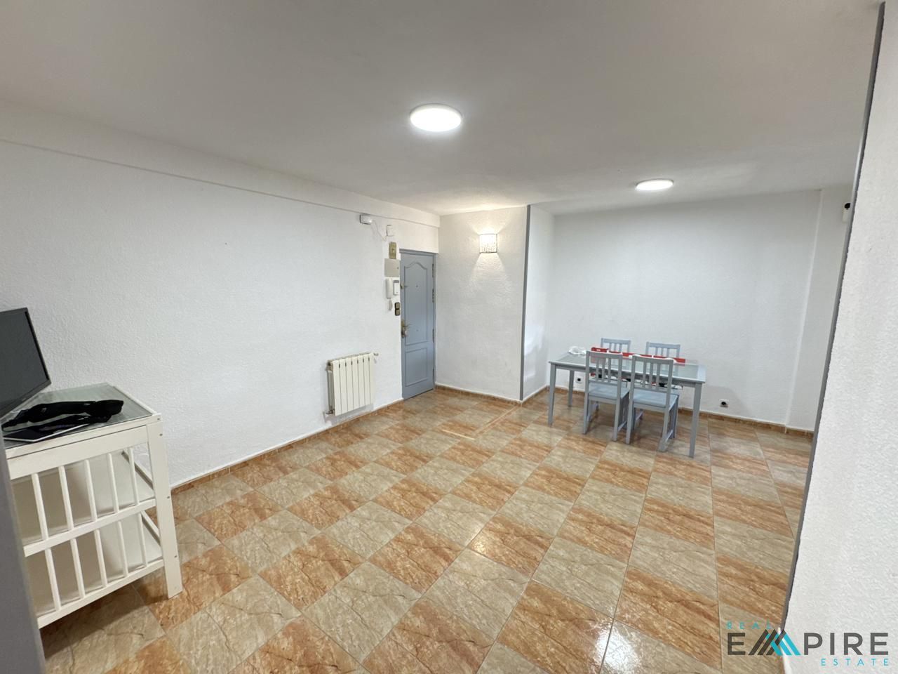 Menjador de Pis en venda en Getafe amb Calefacció i Alarma