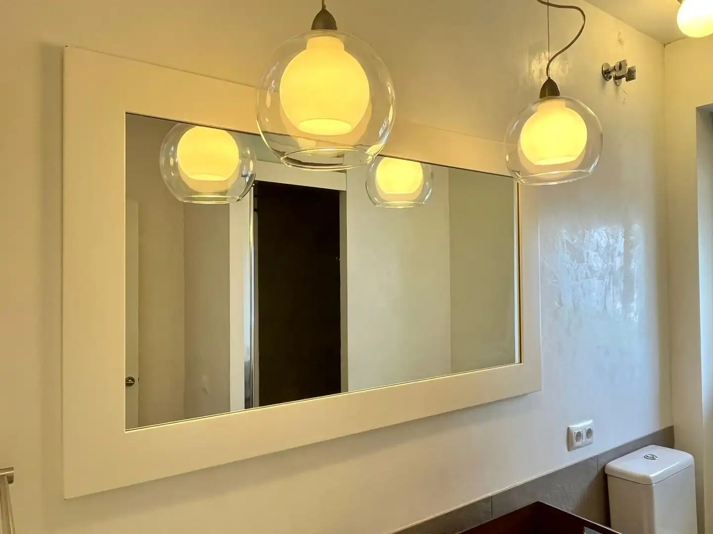 Bathroom of Flat for sale in Sevilla  with Air Conditioner, Terrace and Balcony