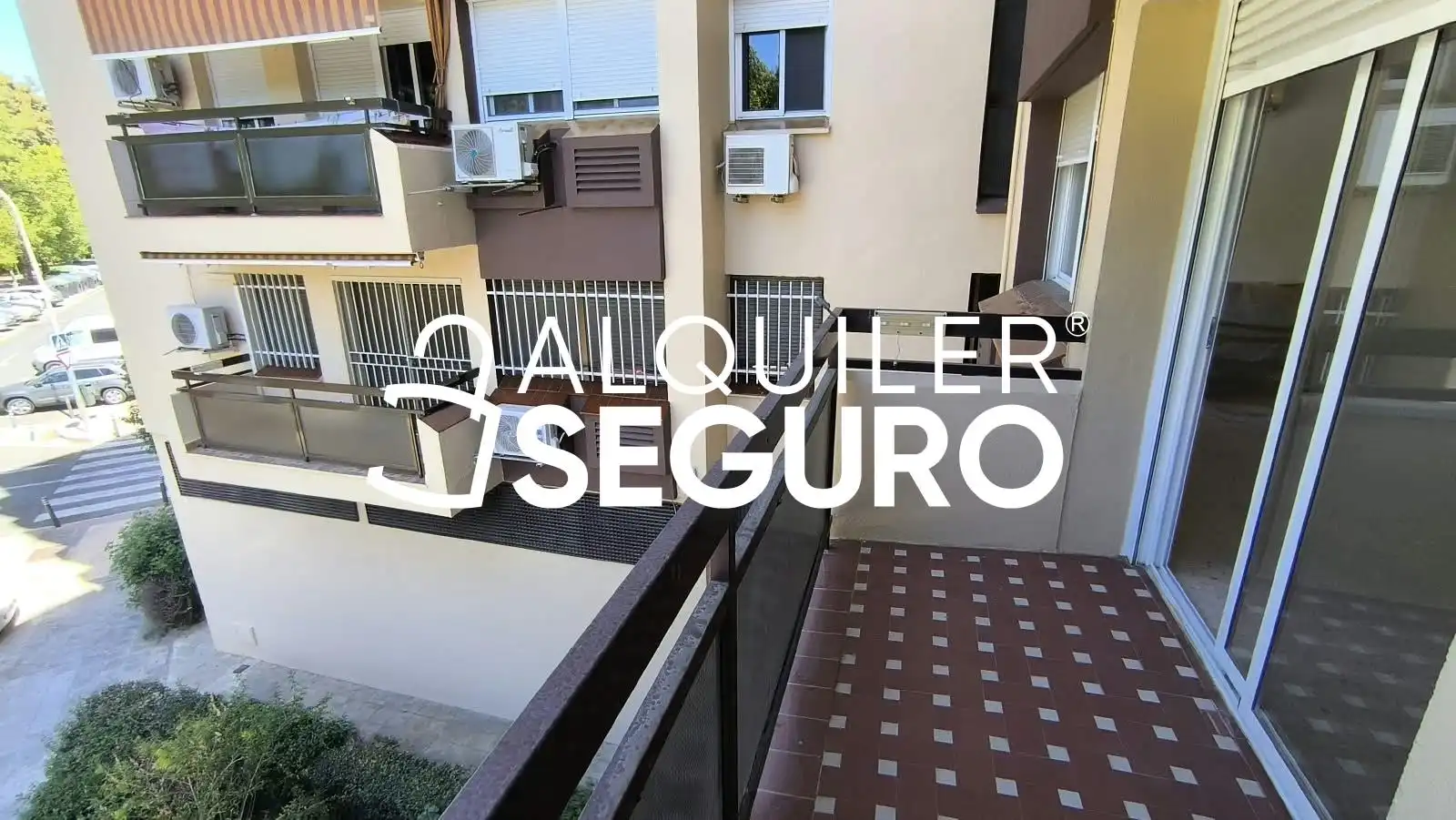 Balcony of Flat for rent in Sevilla  with Air Conditioner