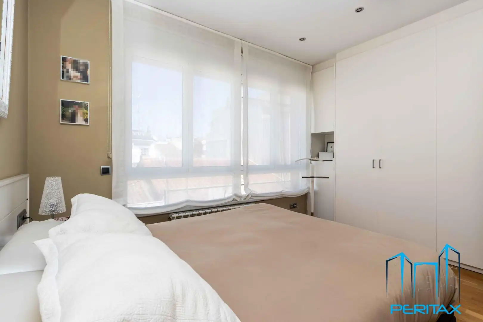 Dormitori de Casa o xalet en venda en Sabadell amb Aire condicionat, Calefacció i Terrassa