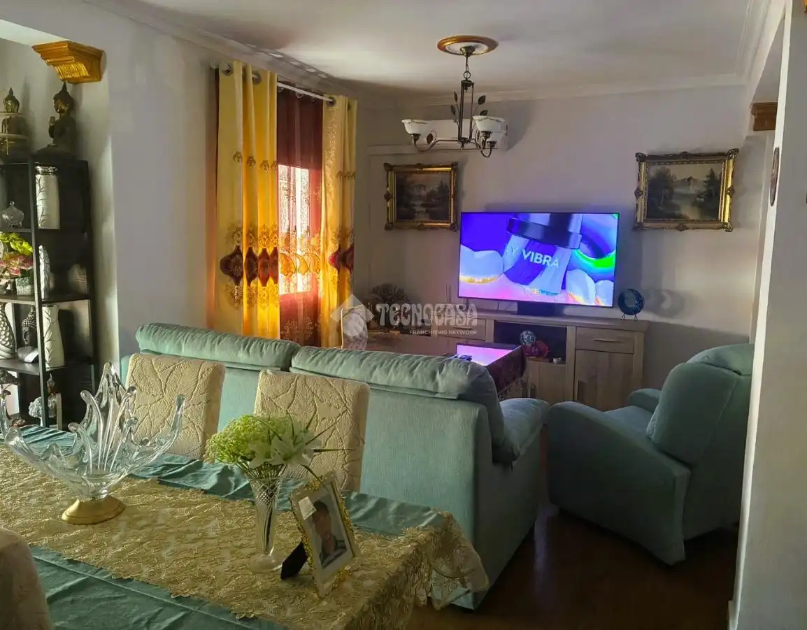 Sala d'estar de Pis en venda en Pilas amb Aire condicionat