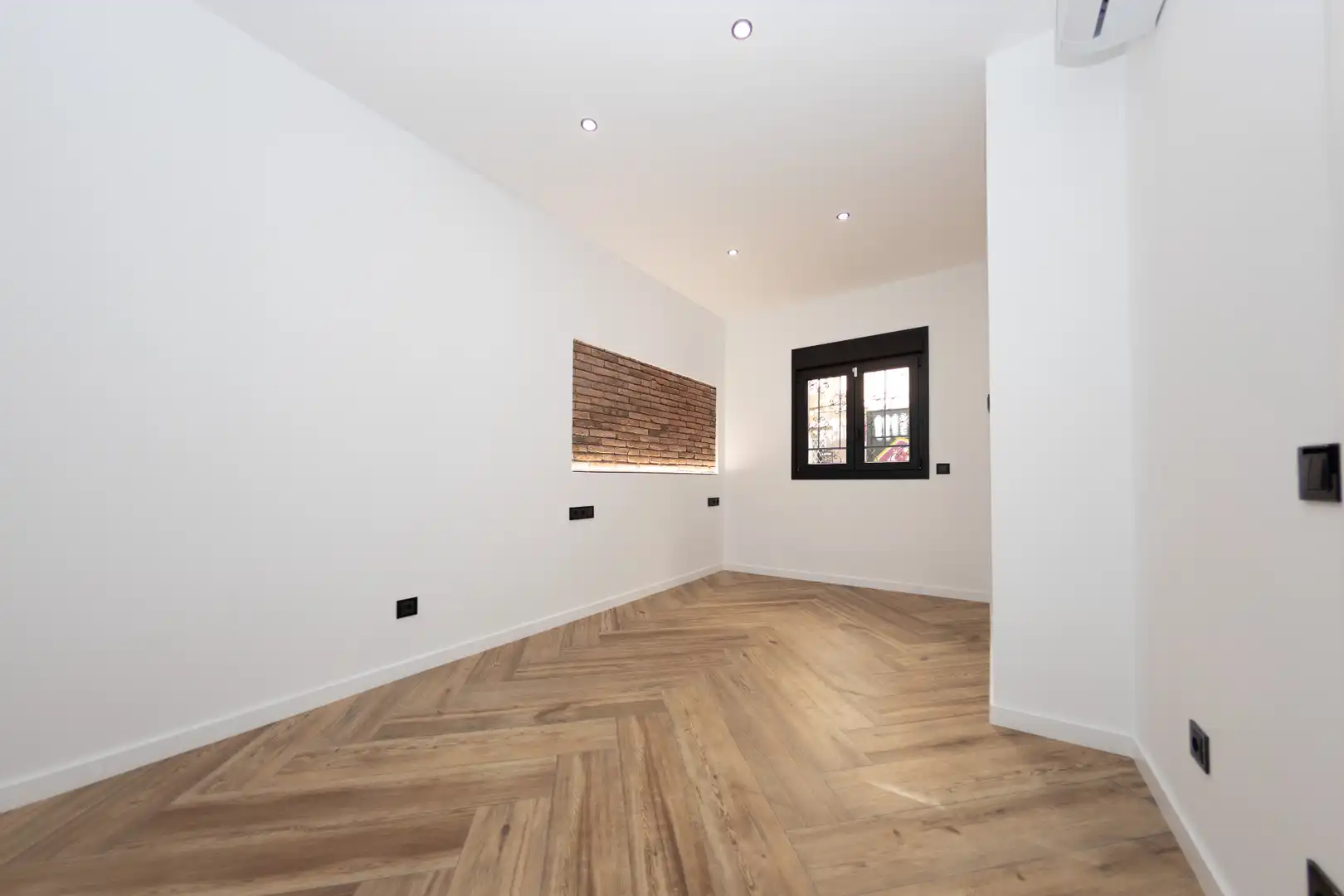 Piso en venta en Barcelona con Aire acondicionado, Calefacción y Terraza