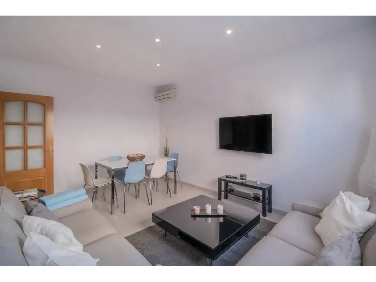 Wohnzimmer von Wohnung zum Verkauf in  Palma de Mallorca mit Klimaanlage, Terrasse und Möbliert