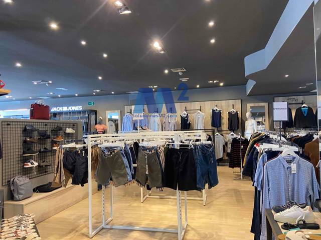 Nave industrial en Alquiler en Polígono El Nogal - Malatones - Río de Janeiro