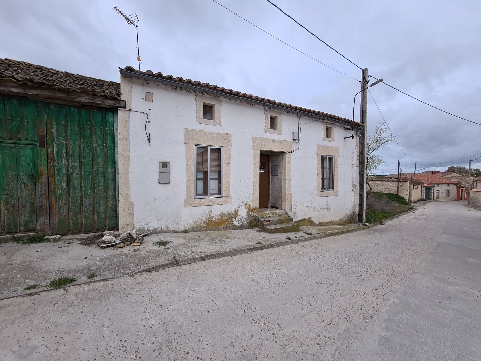 Exterior view of House or chalet for sale in Fuentesaúco de Fuentidueña  with Terrace