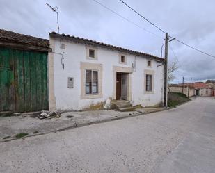 Exterior view of House or chalet for sale in Fuentesaúco de Fuentidueña  with Terrace