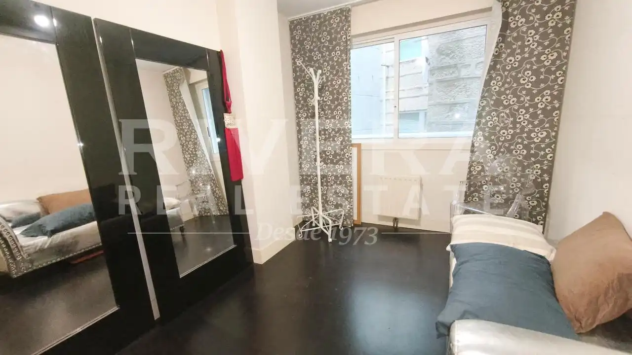 Bedroom of Flat for sale in Vigo   with Heating