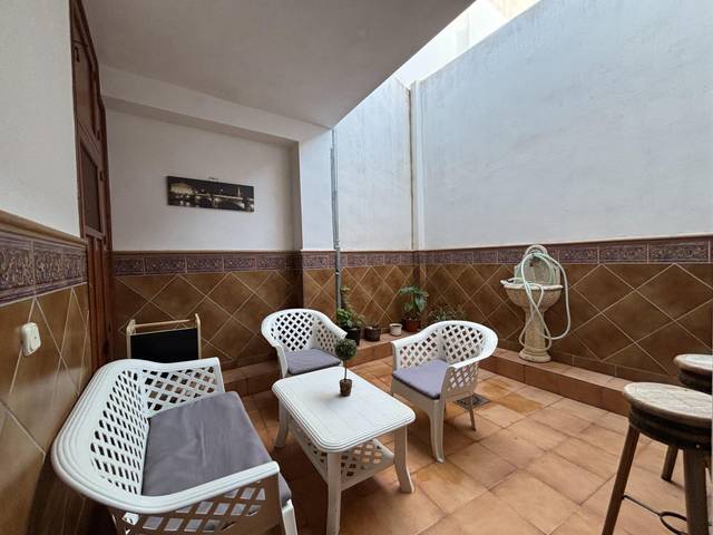 Casa adosada en Venta en Casco Histórico