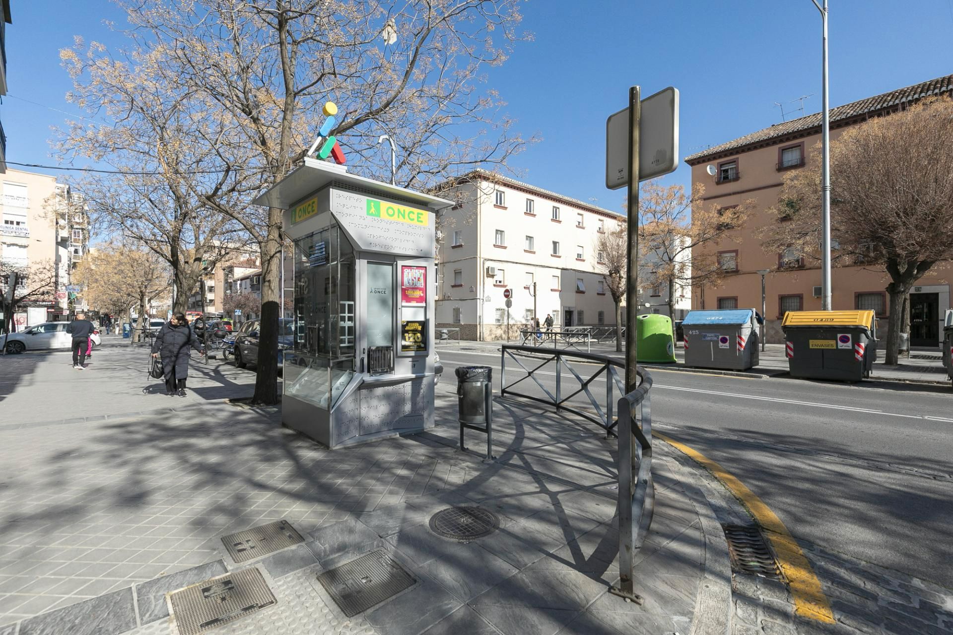 Vista exterior de Pis en venda en  Granada Capital