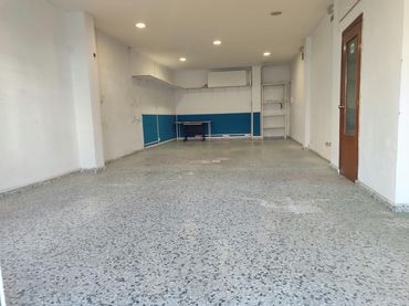 Locale commerciale in vendita a San Pedro - Gabriel Miró - María Guerrero