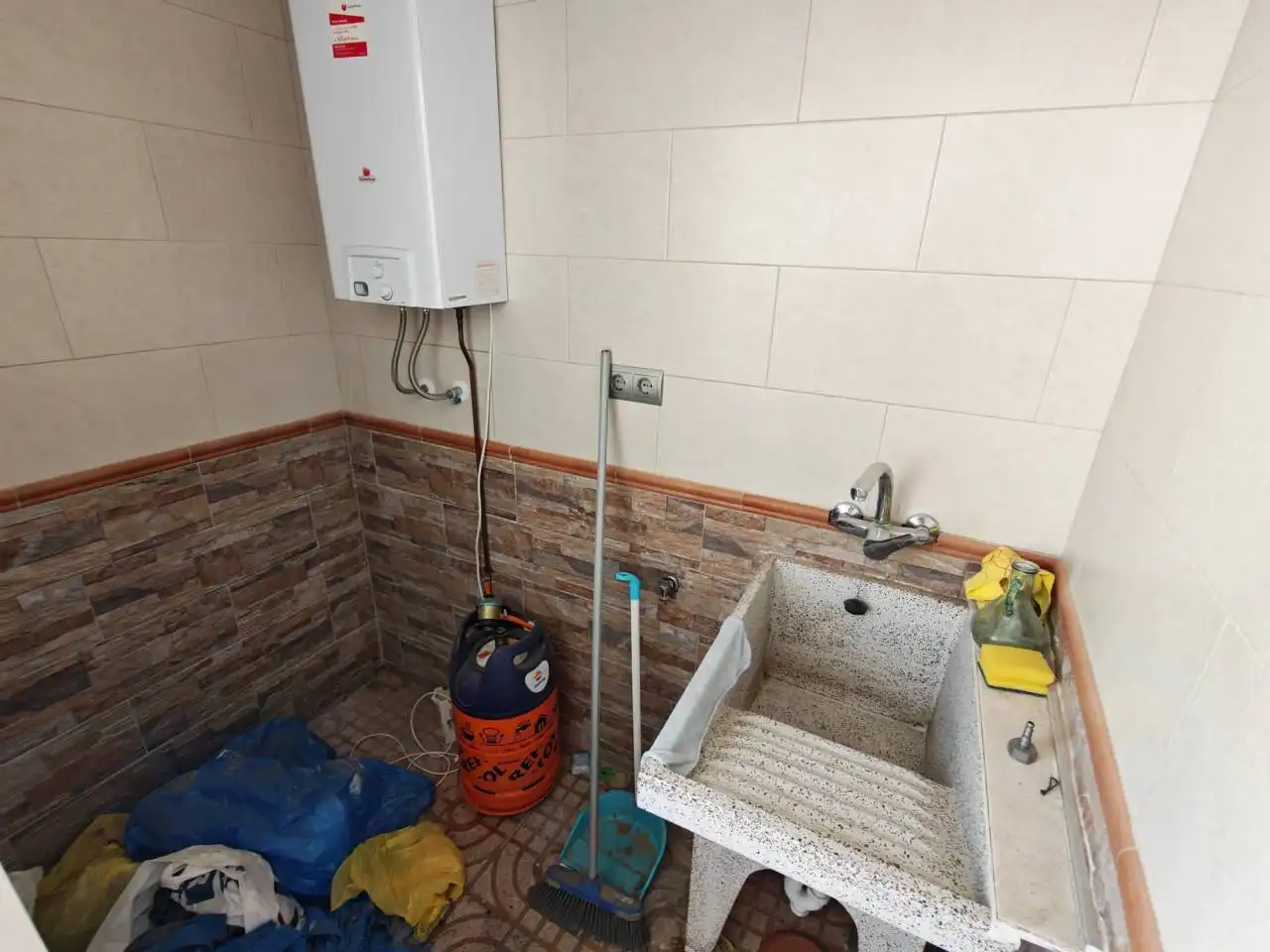 Bany de Pis en venda en Loja amb Aire condicionat, Calefacció i Terrassa