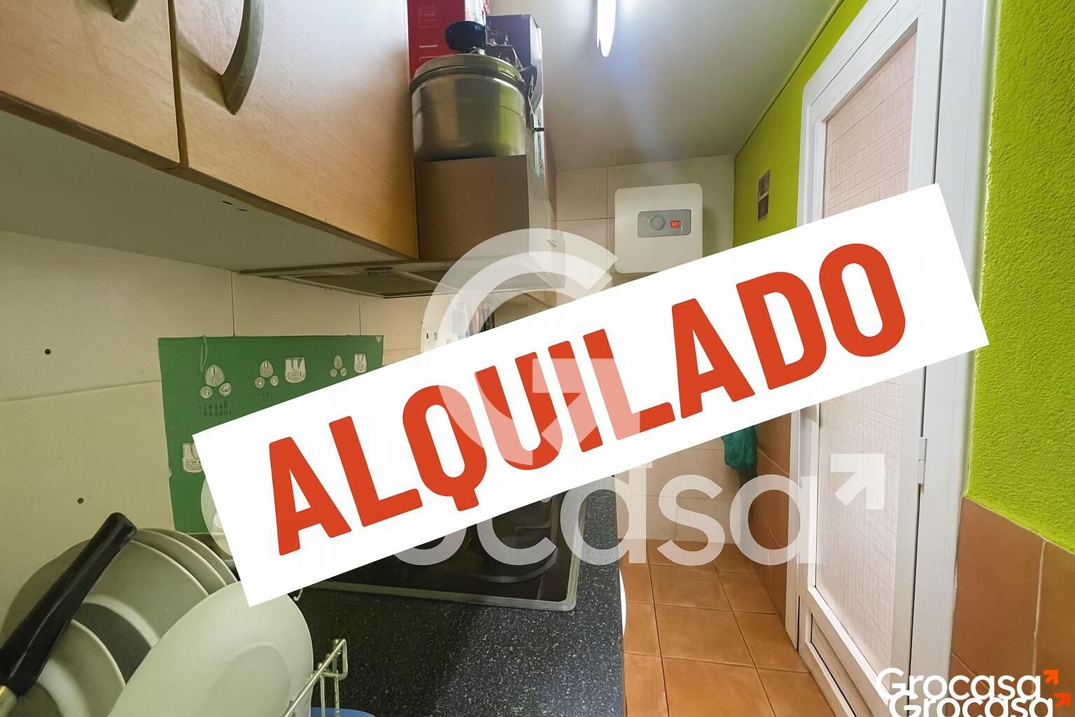Kitchen of Flat for sale in Mataró  with Oven, TV and Internet